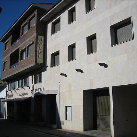 恰内酒店 La Puebla De Alfinden 外观 照片
